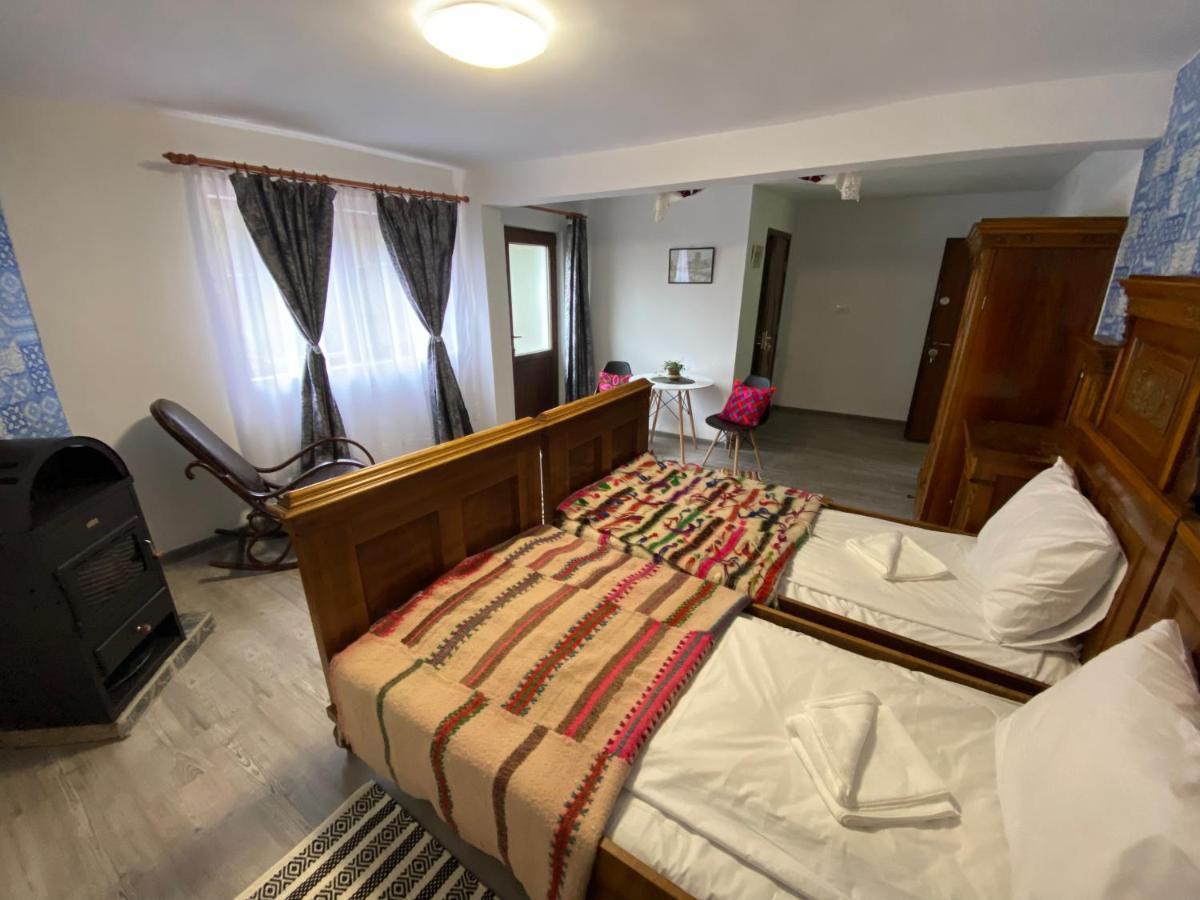 Bed & Breakfast Casuta Din Padure